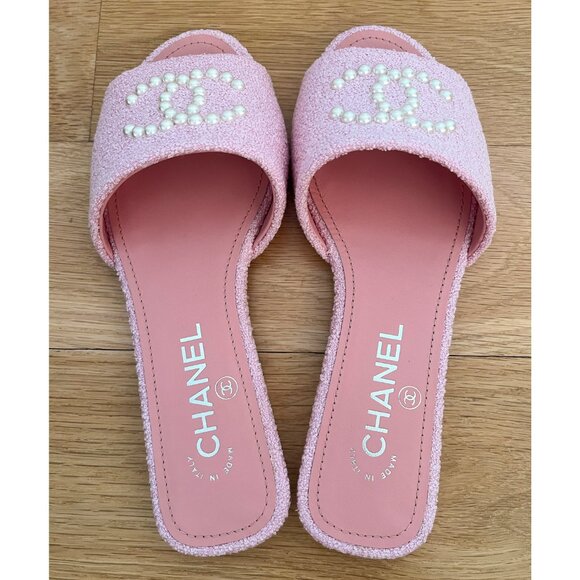 CHANEL - Brand New NIB Chanel Pink Tweed & Leather CC Slides Size 36 - Picture 6 of 14